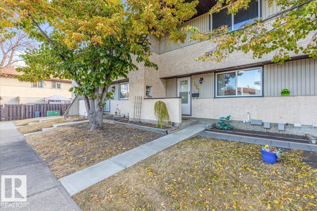 3123 138 AV NW
