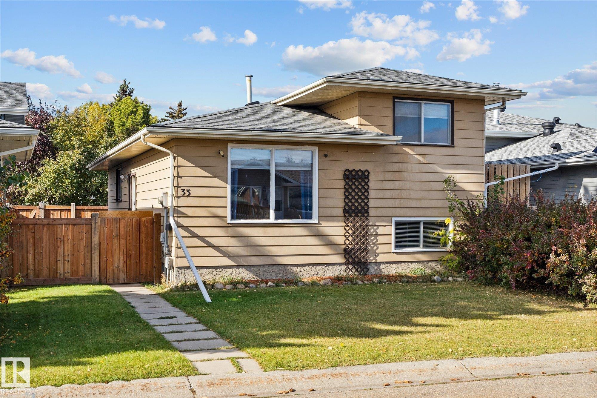 33 WESTGLEN CR