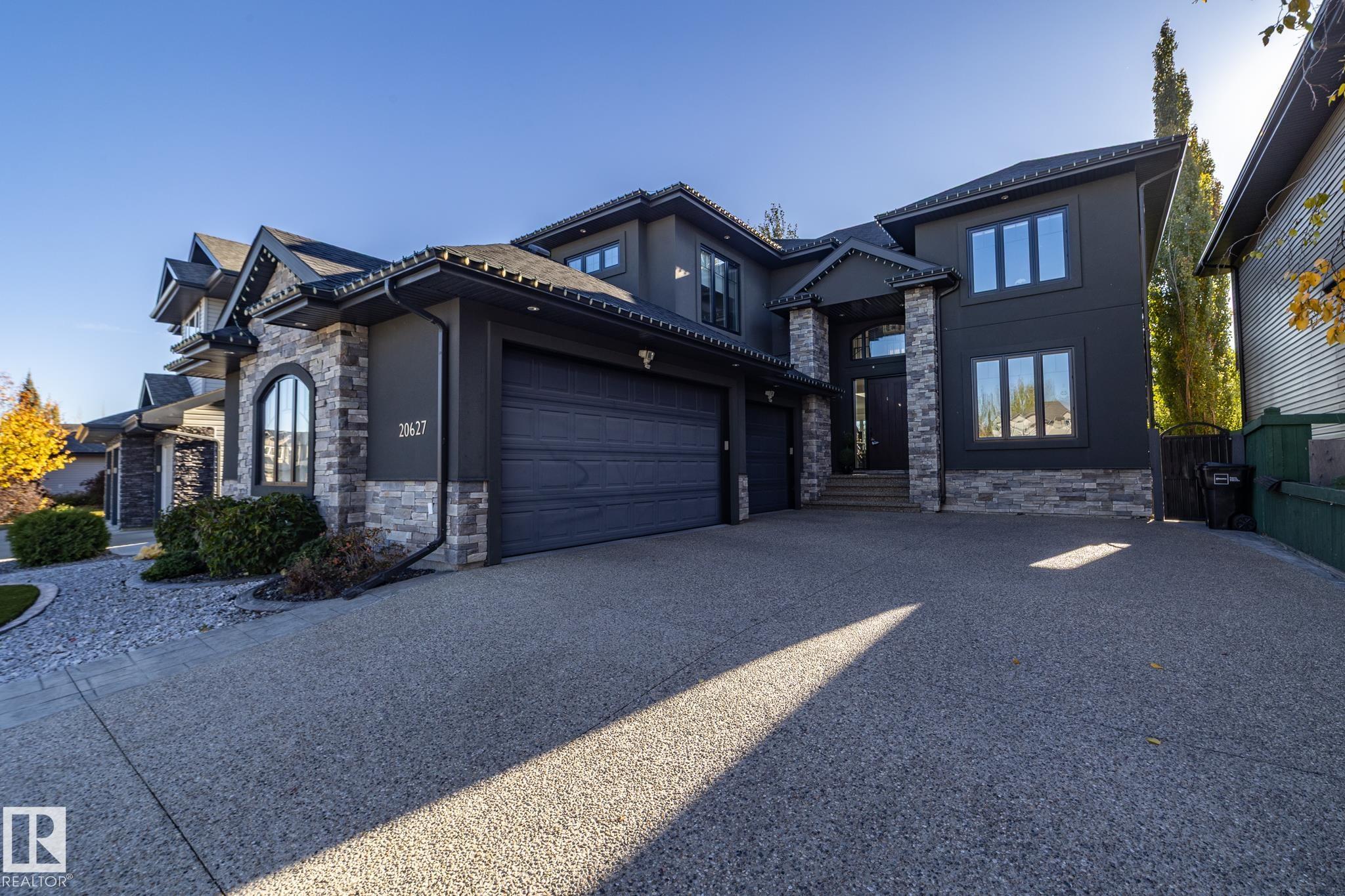 20627 93 AV NW