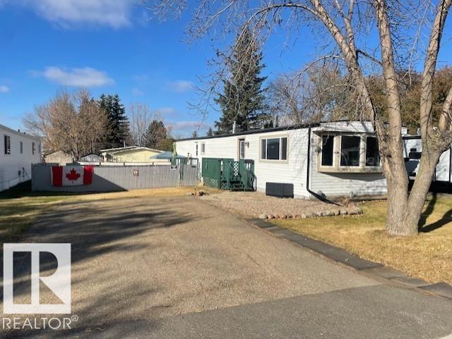 8 Meadow Drive NW