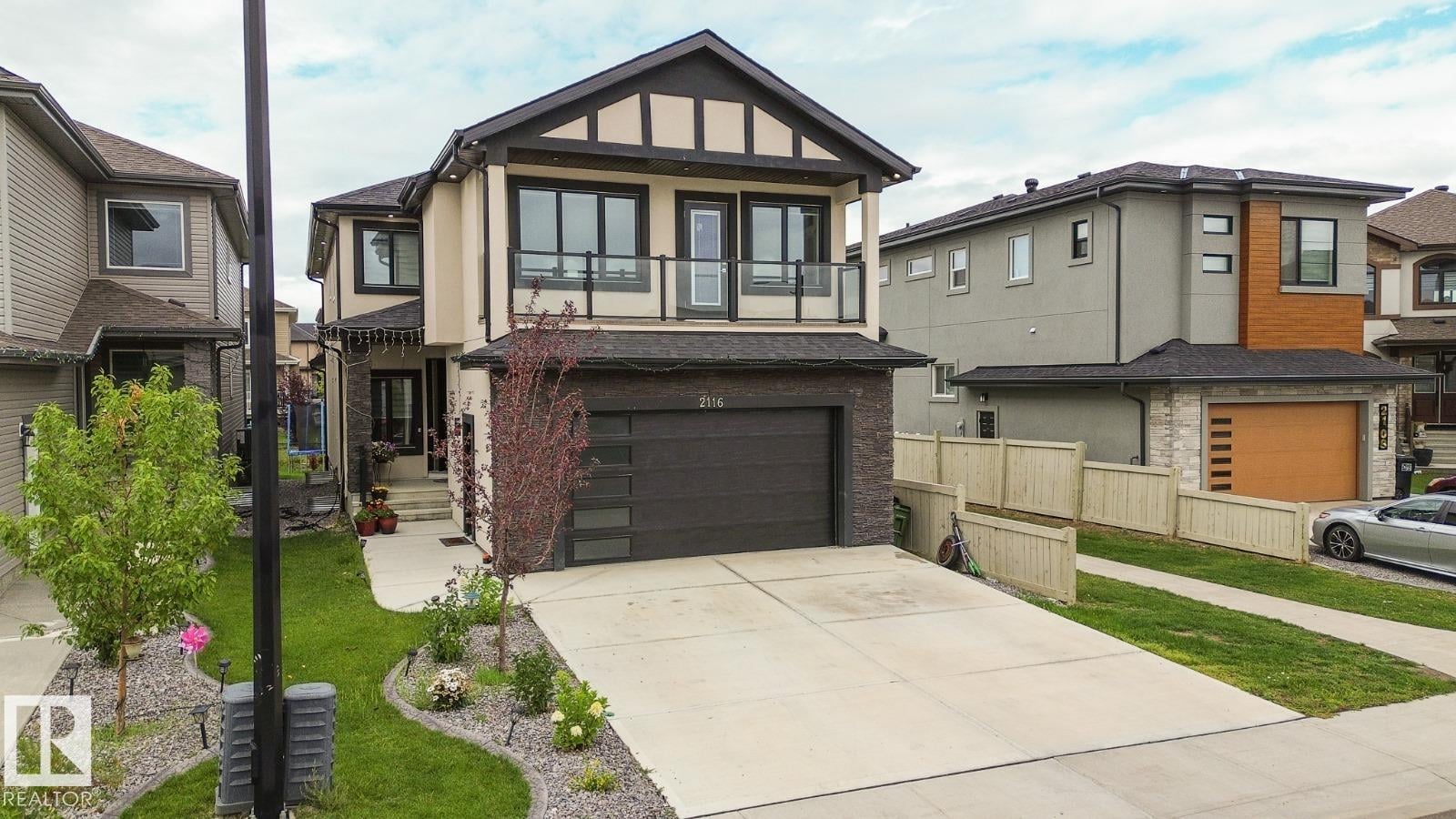 2116 20 AV NW
