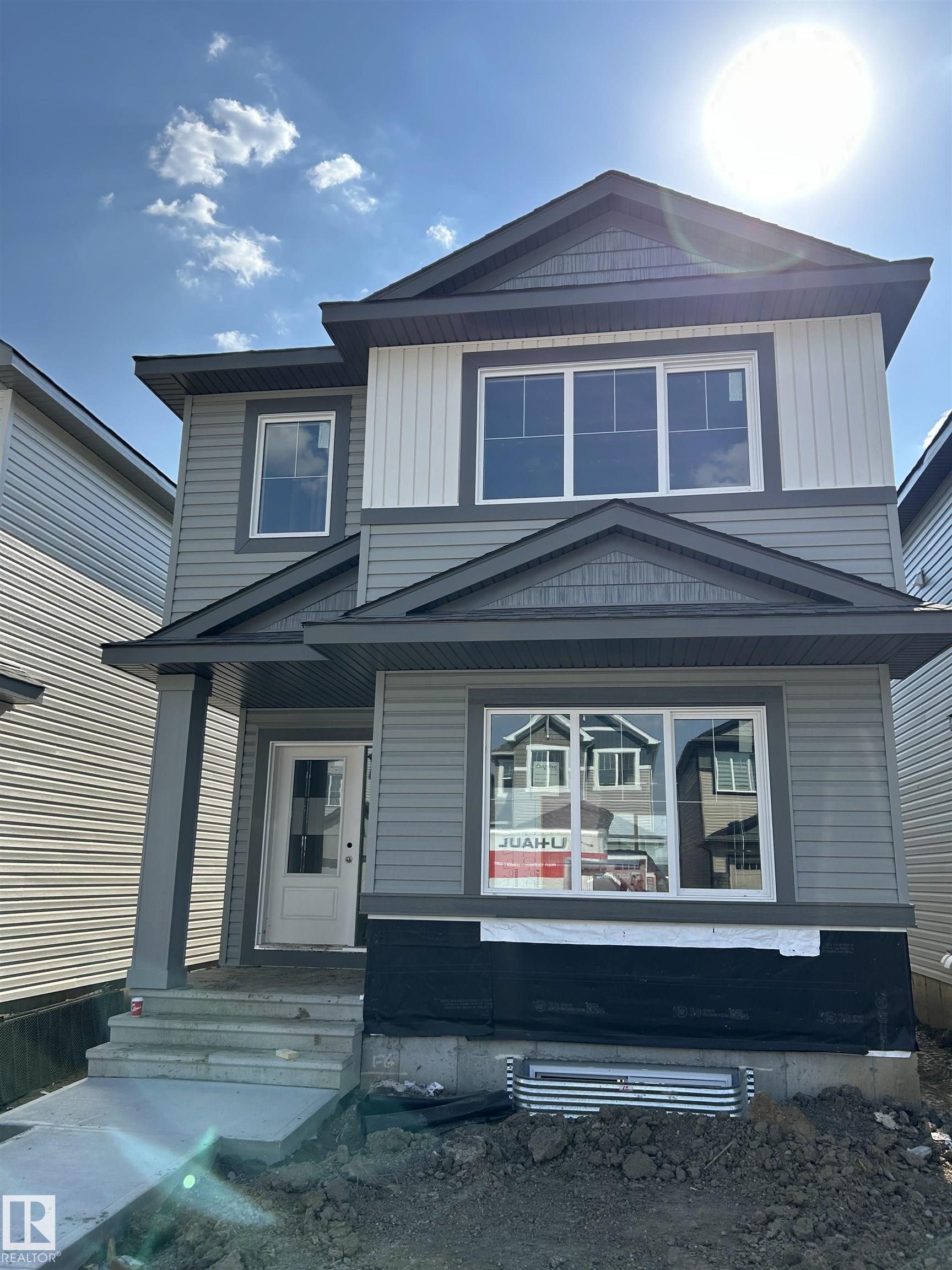 4615 177 AV NW