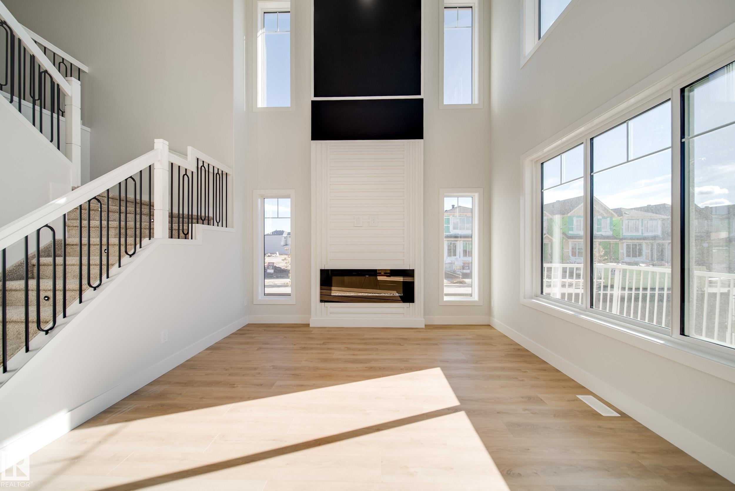8511 183 AV NW NW