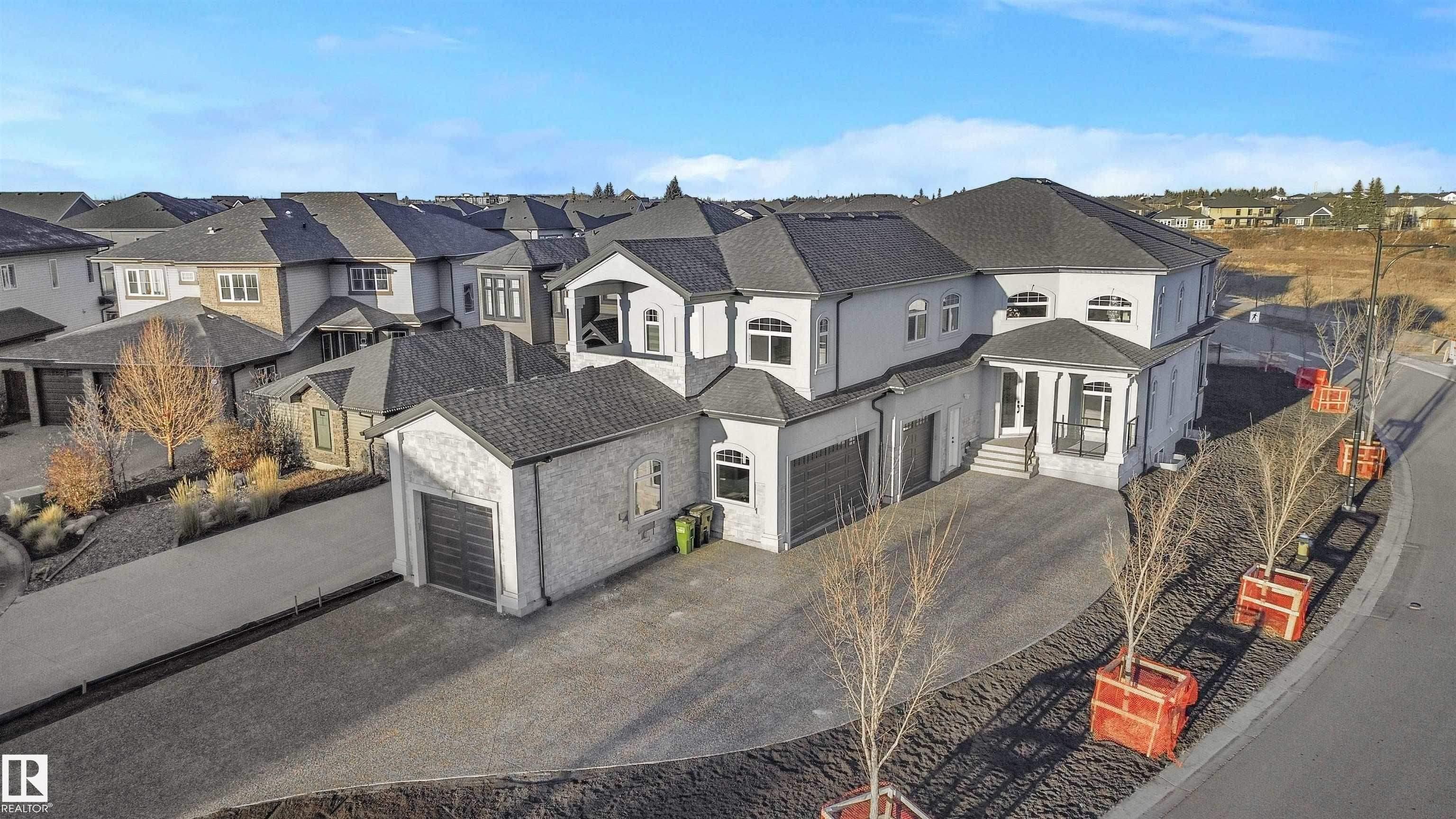 1305 ADAMSON DR SW